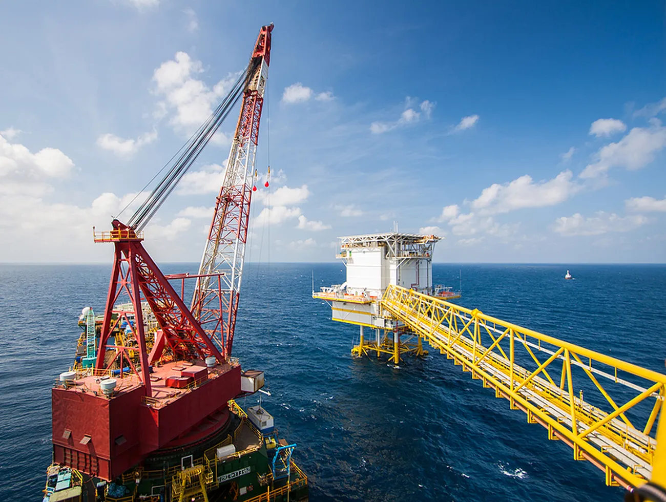 Hydraulic Cylinder for Marine Cranes