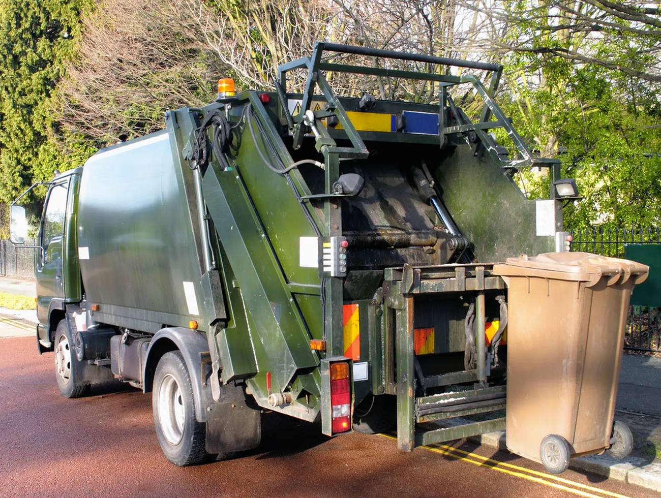 Hydraulic Cylinder for Waste Management & Refuse